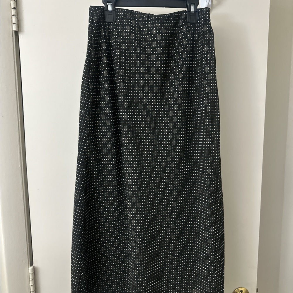 Laura Scott Black and White Patterned Top